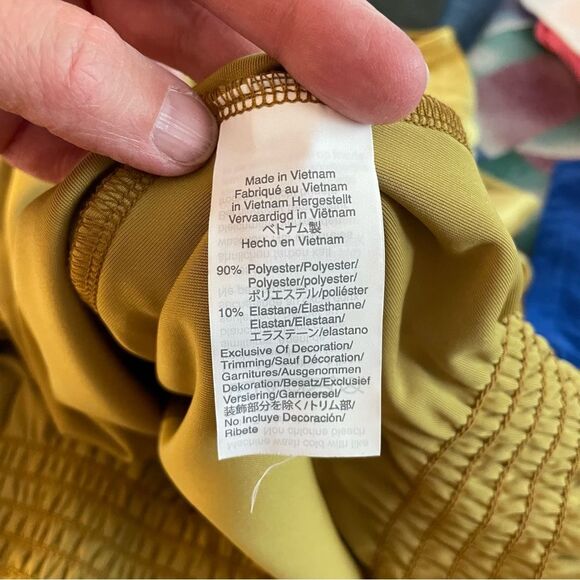 Madewell Smocked Crossover Top Velvet Shirt Blouse Egyptian Gold New Size Small - Picture 10 of 12